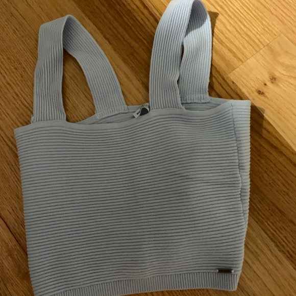 Hollister tank!! - Picture 2 of 4